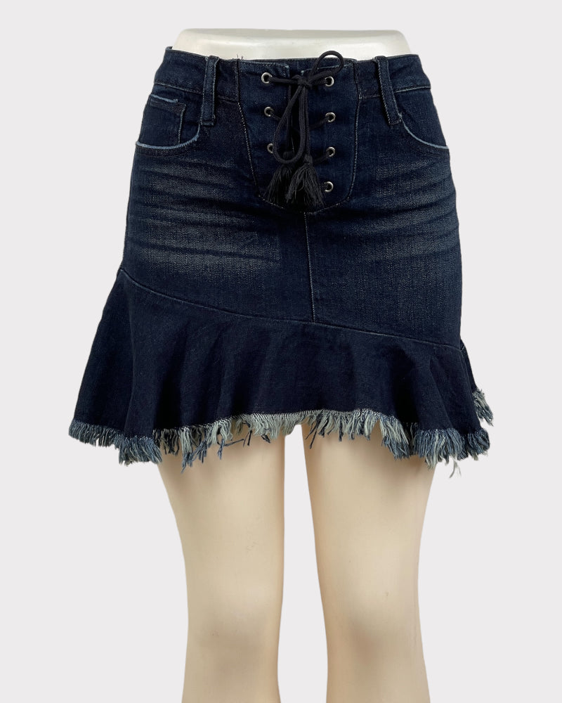 Tinseltown Dark-Wash Blue Denim Mini Skirt (W28)