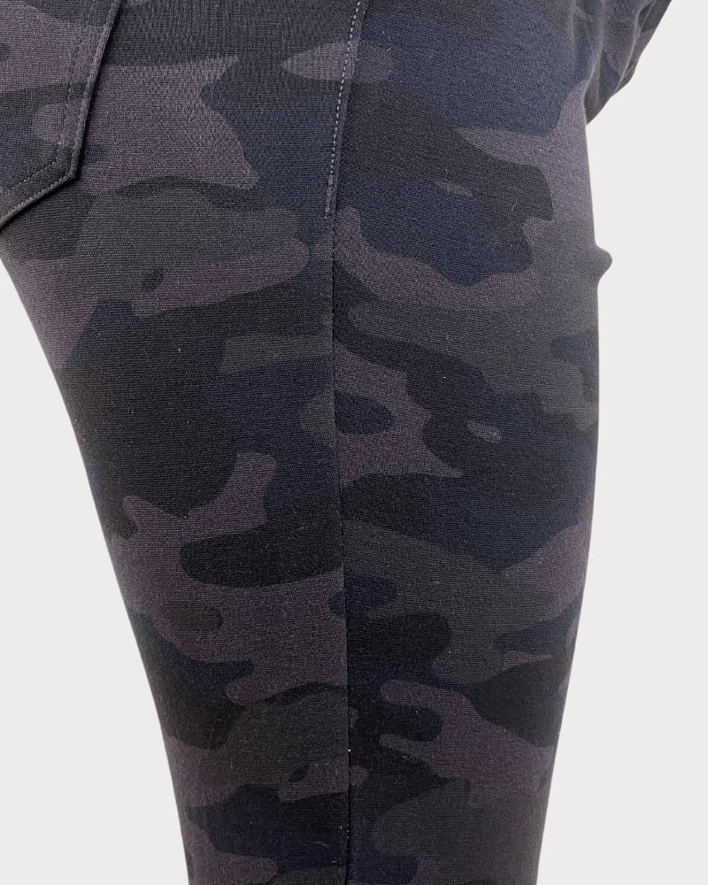 Knox Rose Camo Print Dark Camo Print Jeggings (W32)