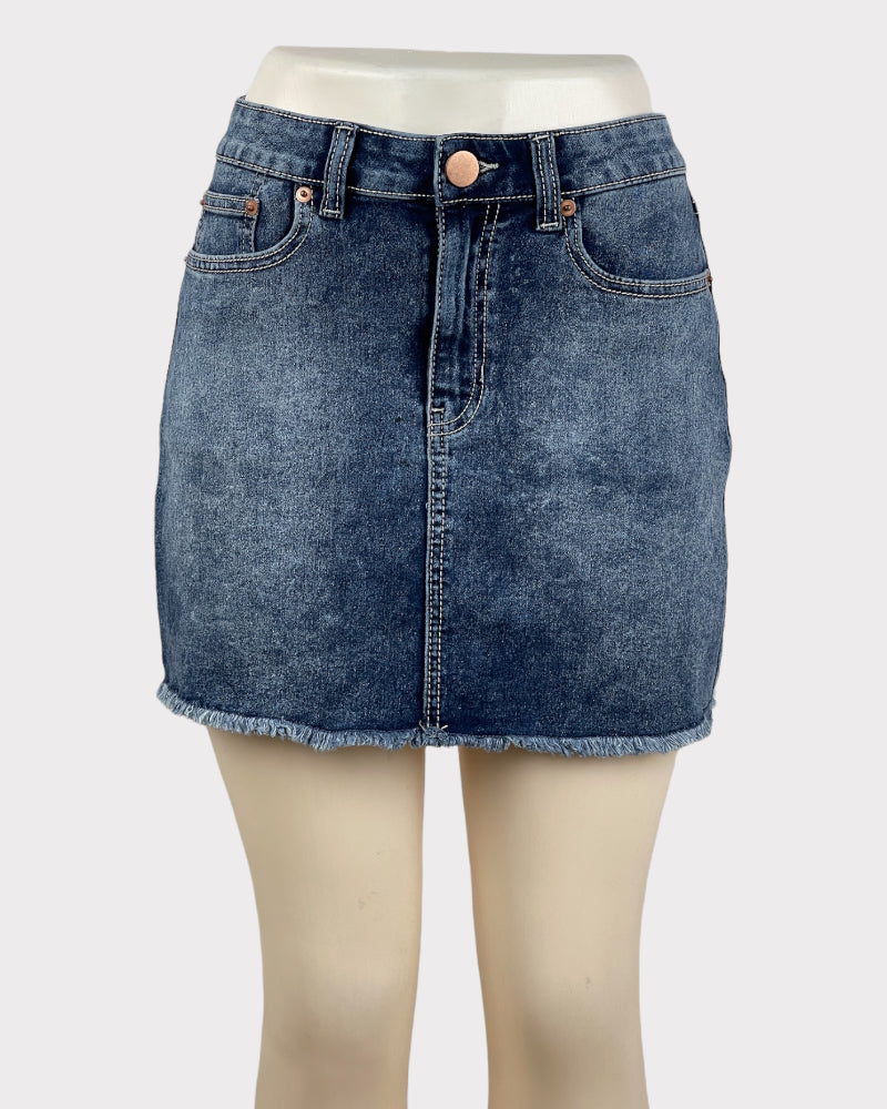 No Boundaries Mid-wash Blue Faded Denim Mini Skirt (W30)