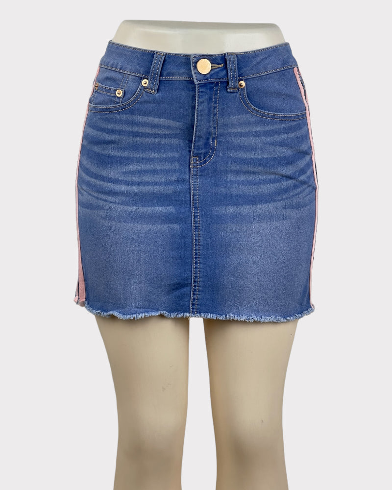 No Boundaries Mid-rise Denim Mini Skirt (W25)