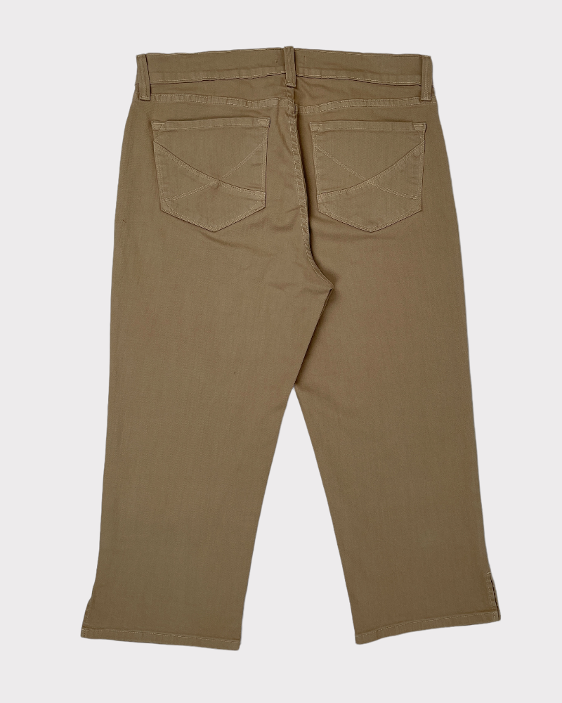 YNDJ Beige Capri Pants (W32)