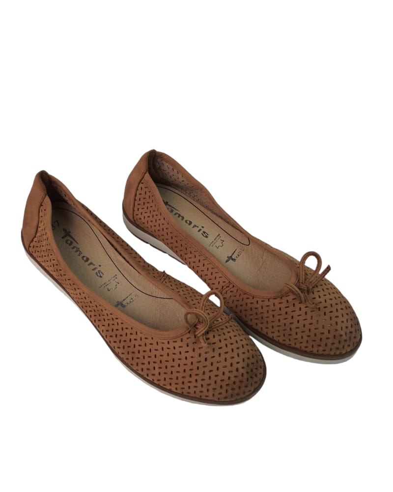 Tamaris Brown Flat Shoes ( 37 )