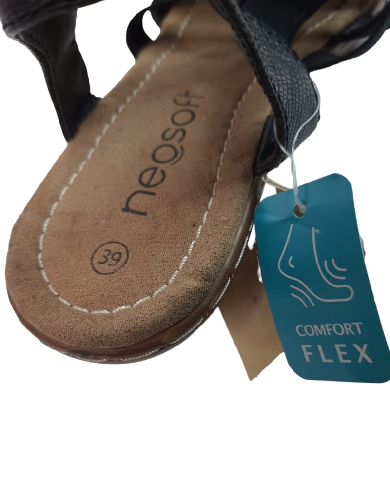 Neo Soft Black/Brown Flat Sandal ( 39 )