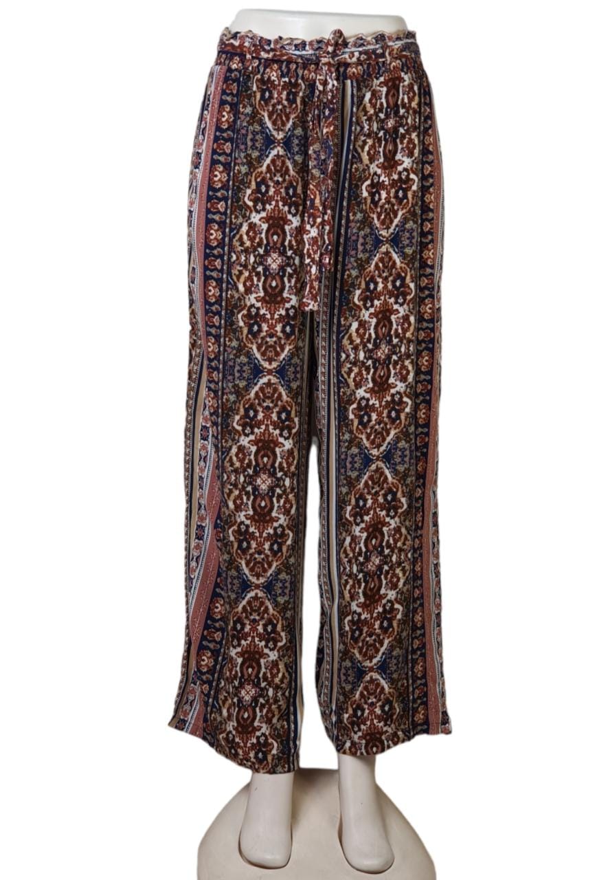 Rue 21 ladies long pants ( L )