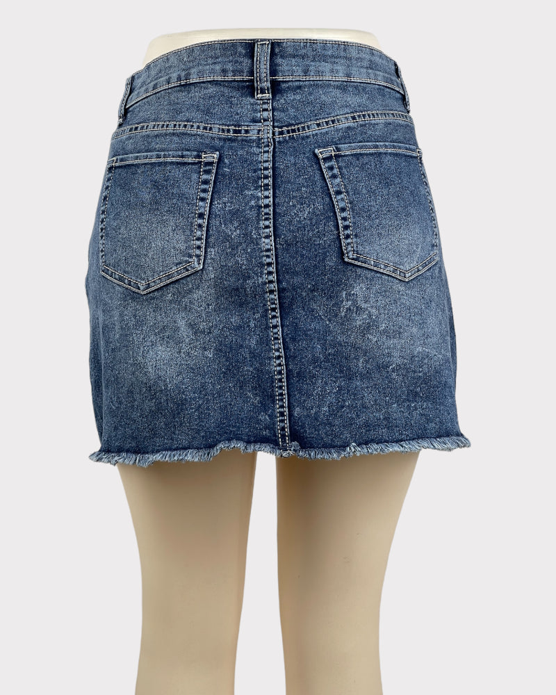 No Boundaries Mid-wash Blue Faded Denim Mini Skirt (W30)