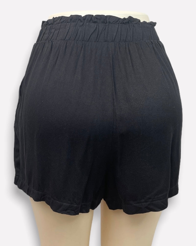 Have Black Tie-Waist Shorts (M-L)