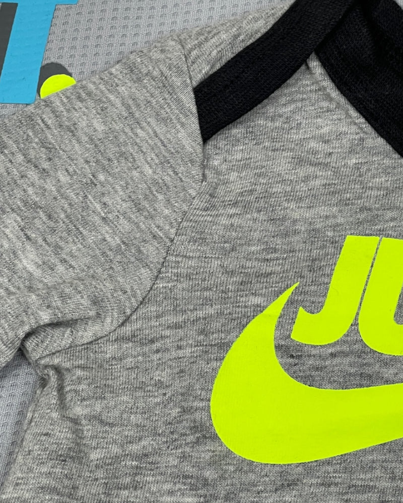 Nike Boys 2 Piece Bodysuit Set (3M)