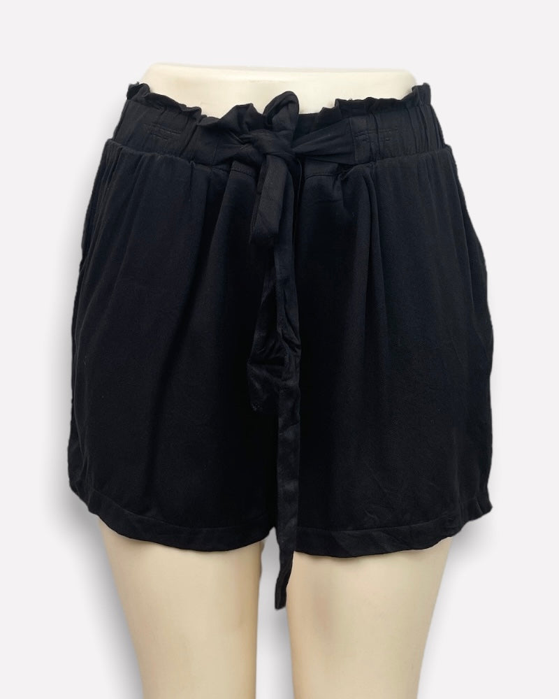 Have Black Tie-Waist Shorts (M-L)