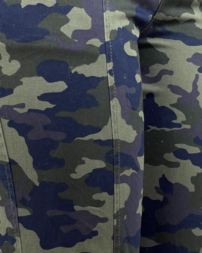 Joe Fresh Blue and Green Camo Jogger (W29)