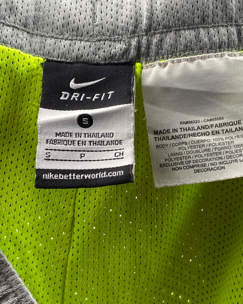DRI-FIT  Sport Shorts  (S )