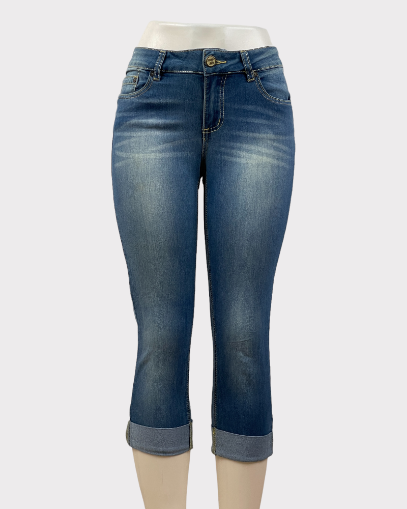 Indigo Rei Mid-Wash Blue Capri Jeans (11)