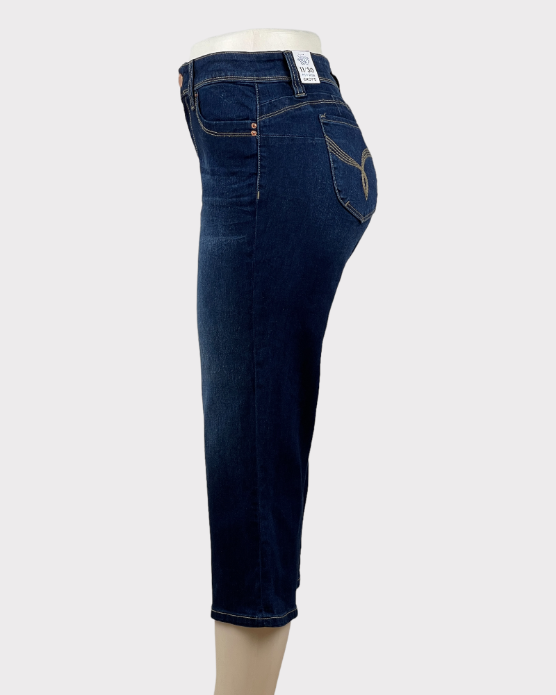 YMI Jeans Dark Wash Blue Capri Jeans (11 30)