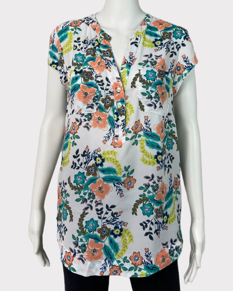 New York & Company Short-Sleeve Floral Top (M)