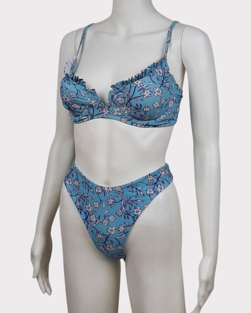 Floral V-neck Tie Back Swimsuit ( Medium )