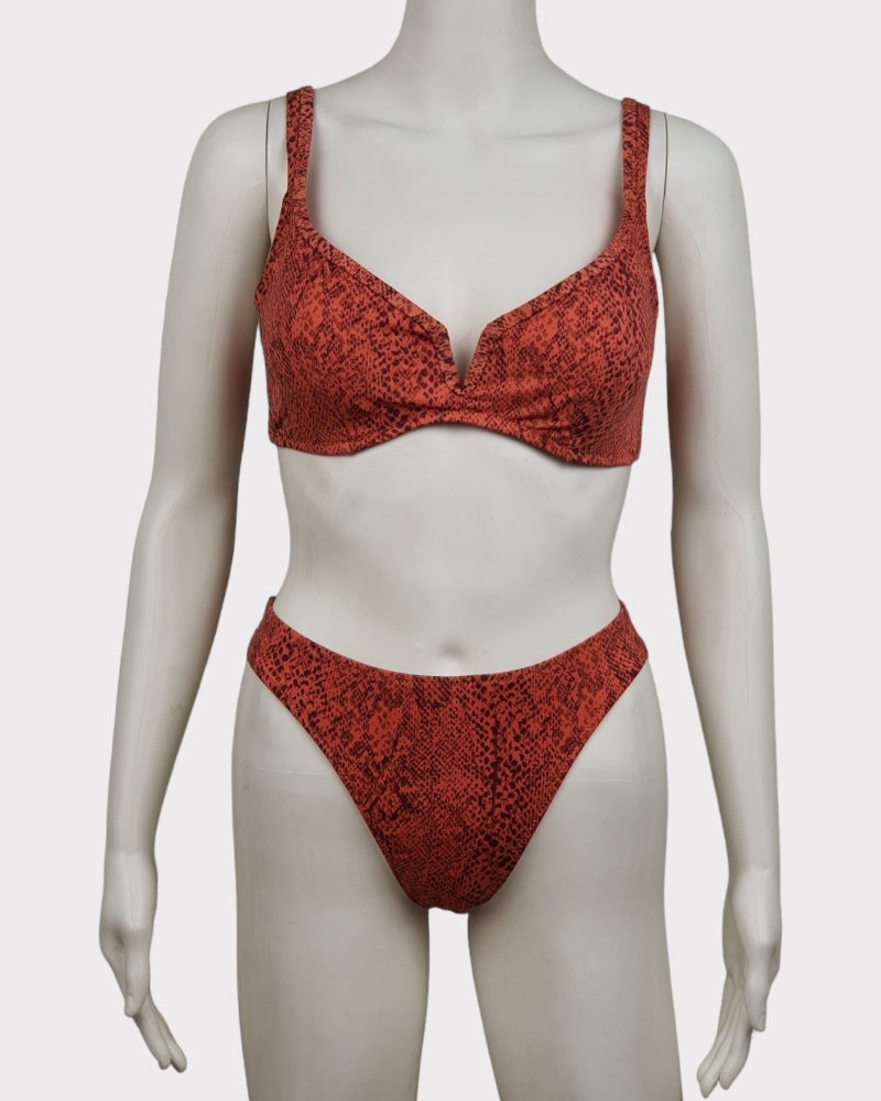 Shade & Shore Swimsuit ( Medium )