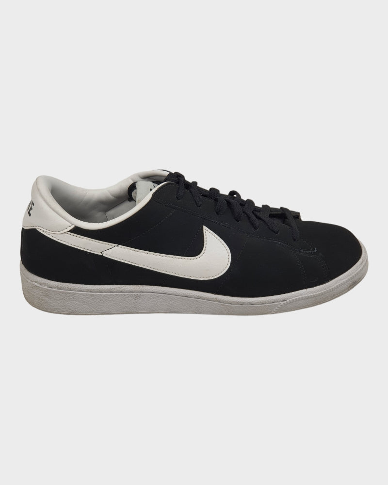 Nike Black/White Men Shoe