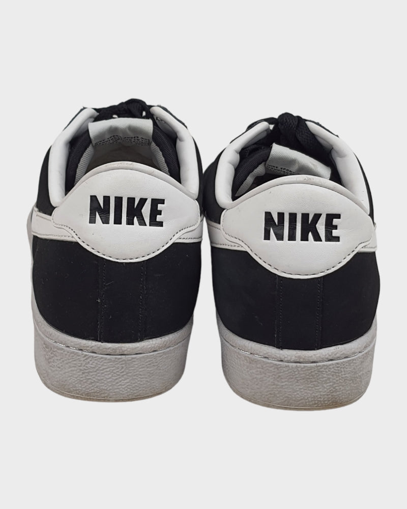 Nike Black/White Men Shoe