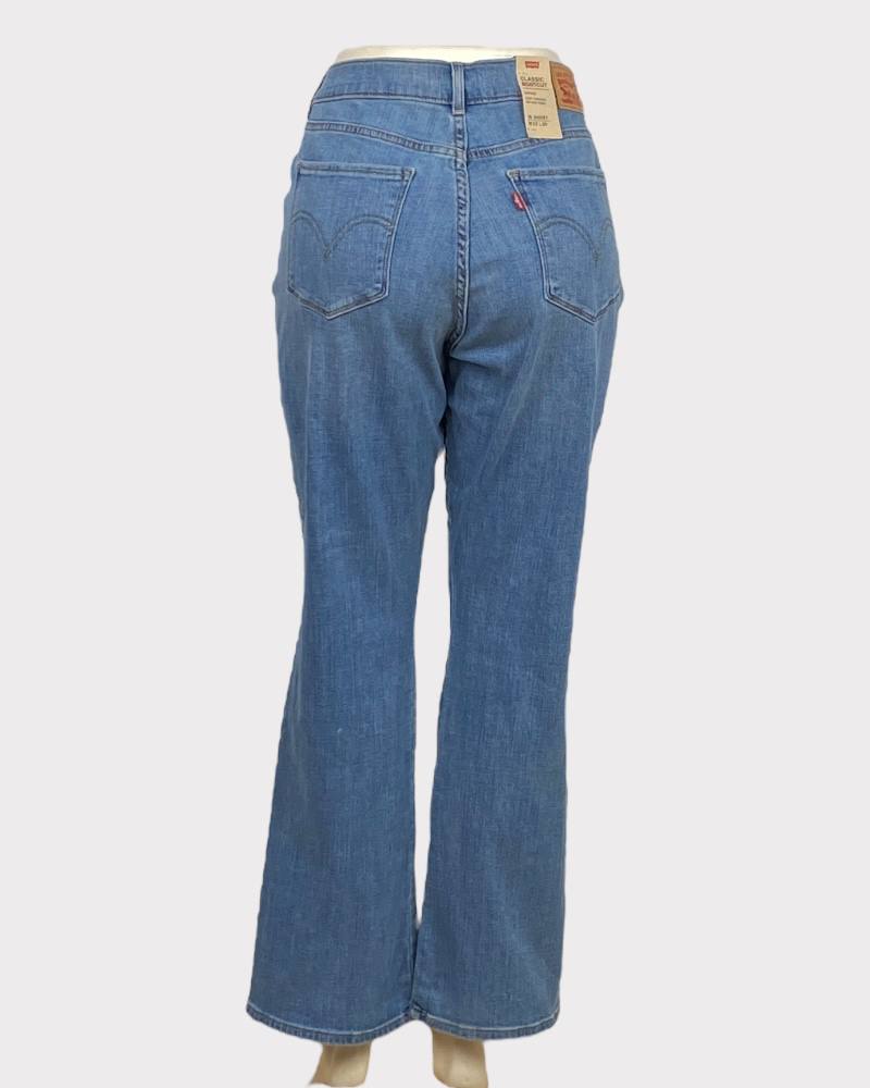 Levi Strauss & Co Classic Bootcut Ladies Pant ( W33 )