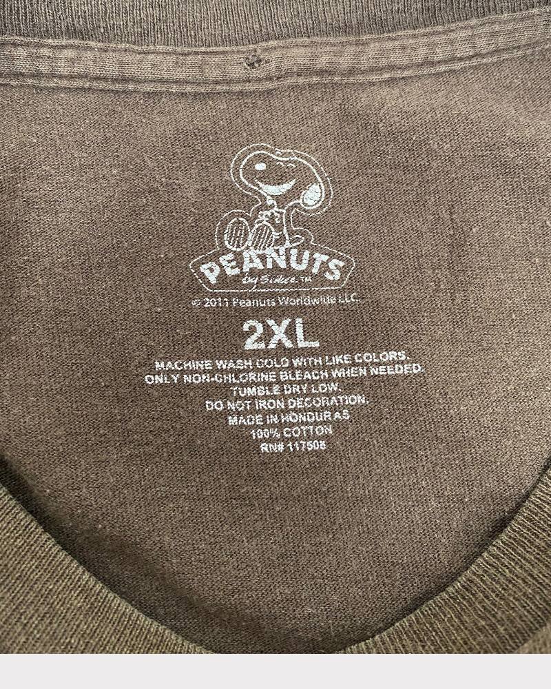 Peanuts 2011 World Wide Vintage T-shirt (2XL )