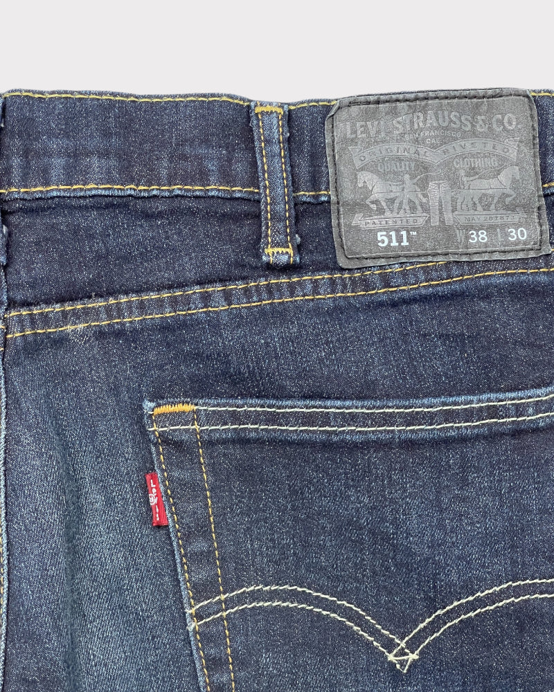 Levi’s Men’s 511 Dark-Wash Blue Jeans (W38)