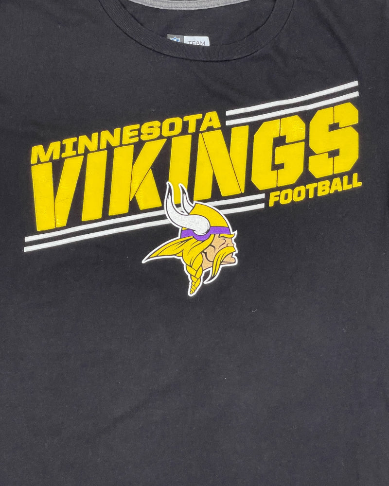 NFL Team Apparel Minnesota Vikings Football Graphic T-Shirt (2XL)