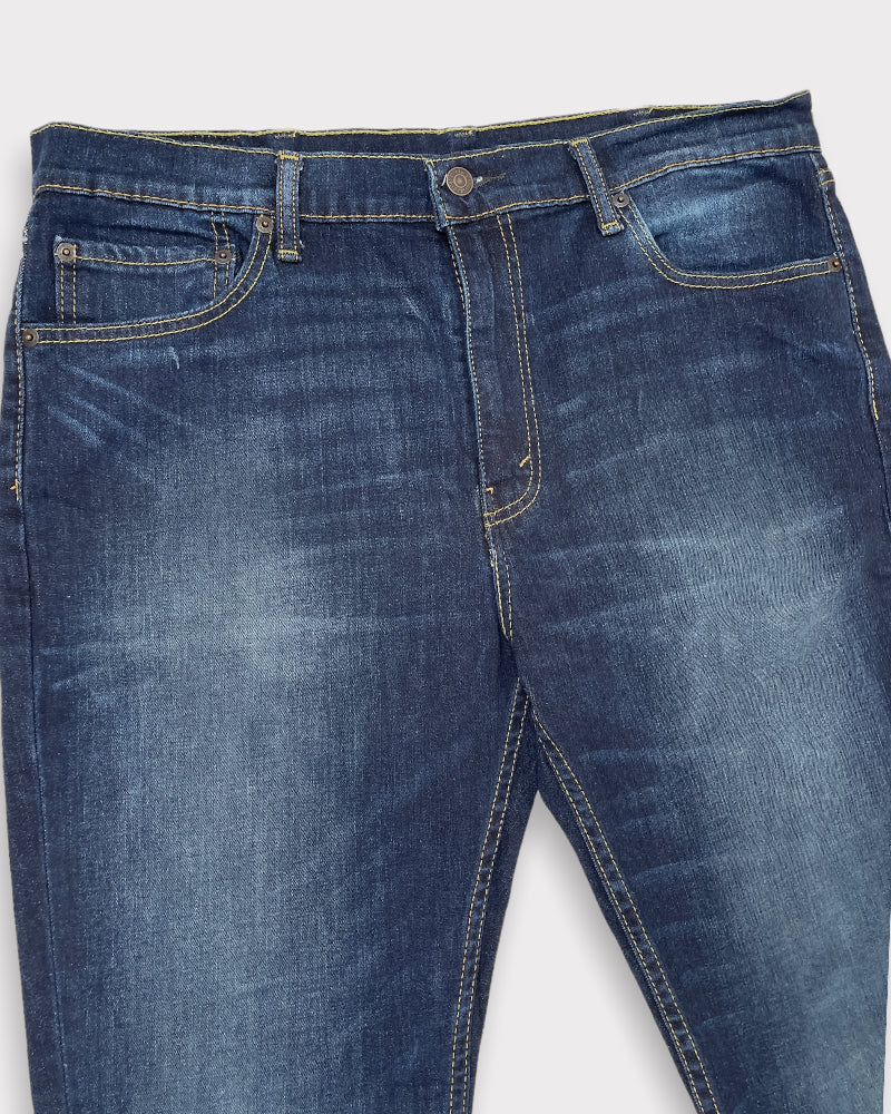 Levi’s Men’s 511 Dark-Wash Blue Jeans (W38)