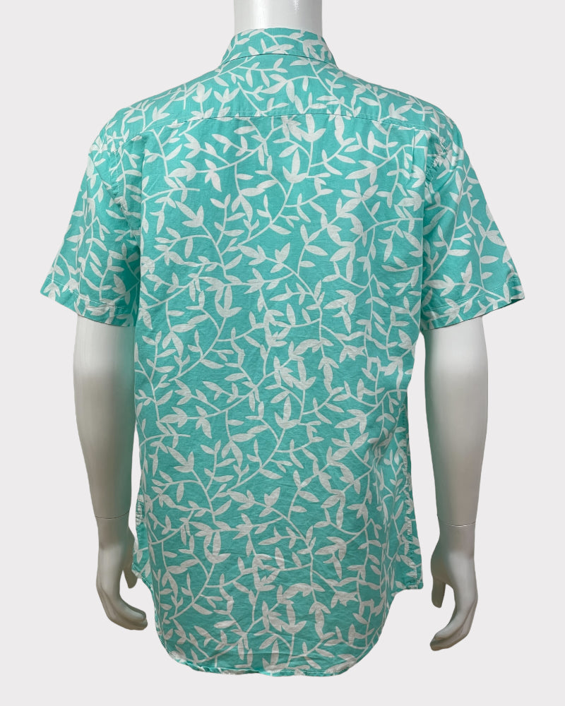 Amazon Essentials Turquoise And White Leaf Print Shirt (M)