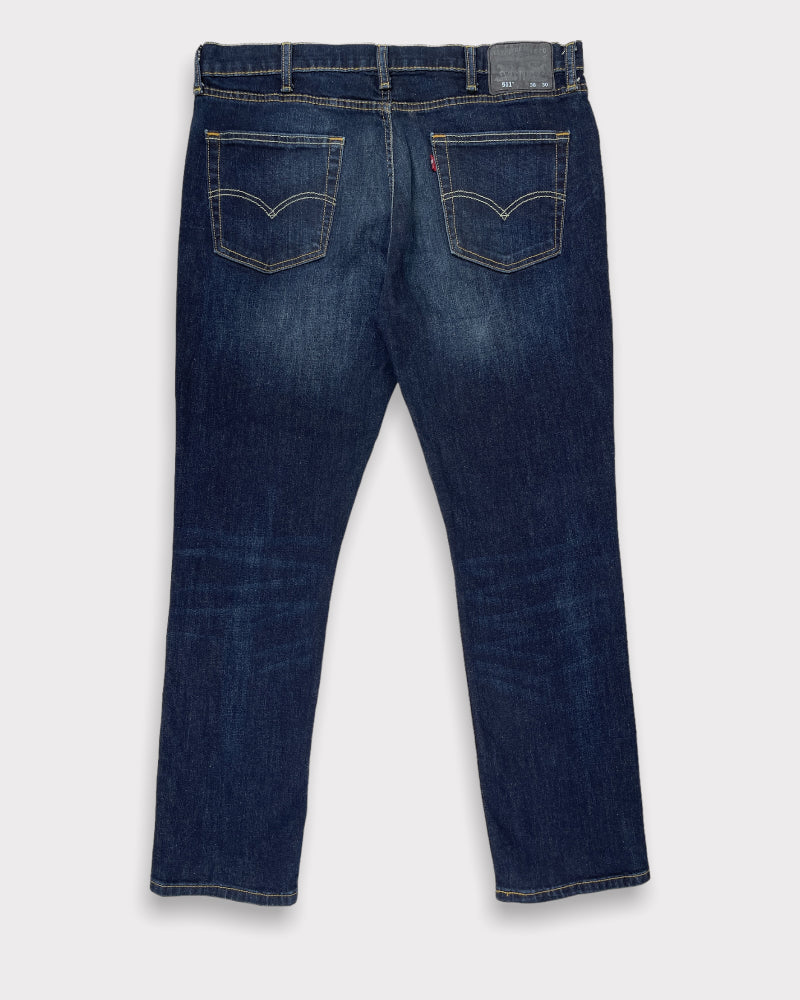 Levi’s Men’s 511 Dark-Wash Blue Jeans (W38)