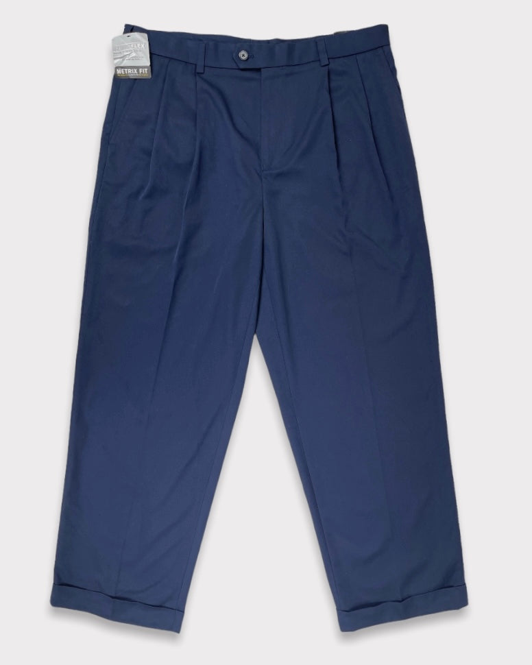 IZOD Men’s Navy Blue Trousers (W36)