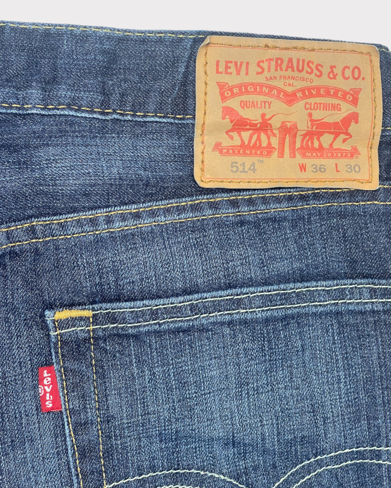 Levi’s Men’s 514 Dark-Wash Blue Jeans (W36)